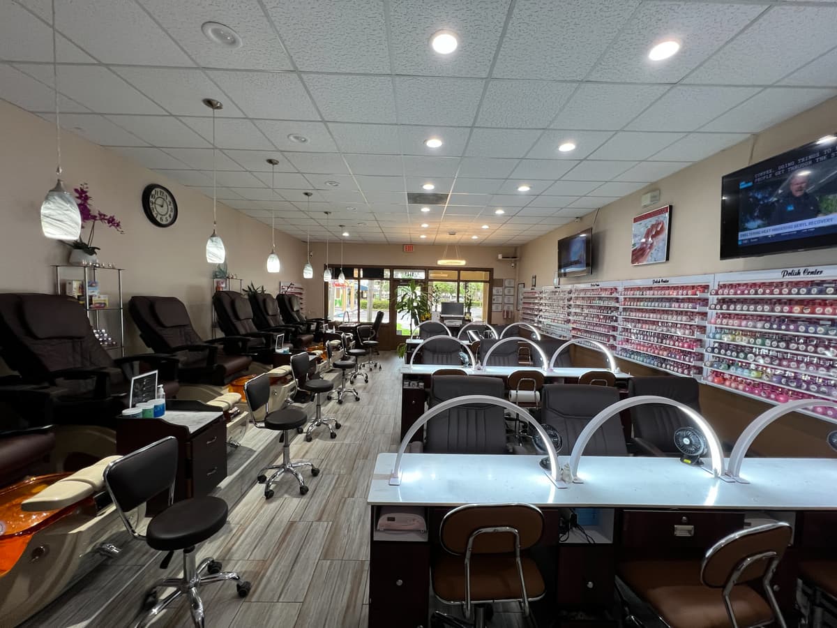 Nails Spa BK interior